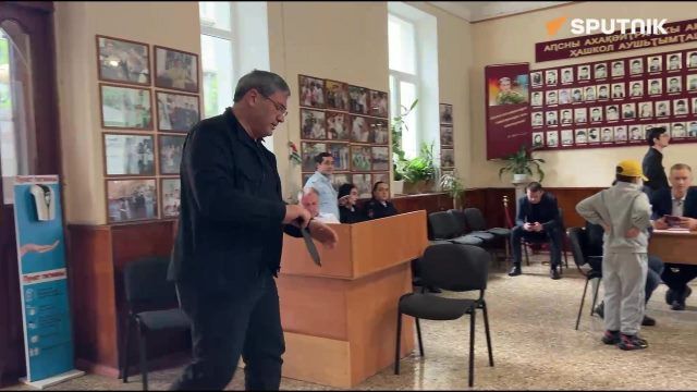 Голос Абхазии очень важен для России, отметил Баграт Хутаба