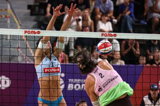 Финал чемпионата России по пляжному волейболу в Анапе
