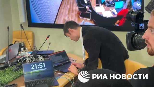 В ОП опечатали цифровой сейф-пакет онлайн-голосования за третий день выборов