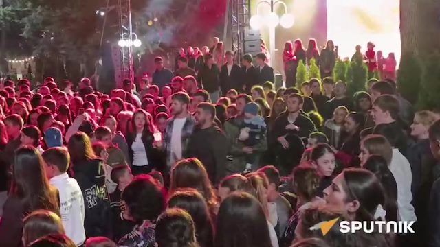 "Ирон хъазт" на Театральной площади
