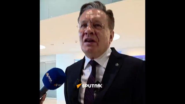 Лихачев рассказал о том, что подарил сегодня Пашиняну
