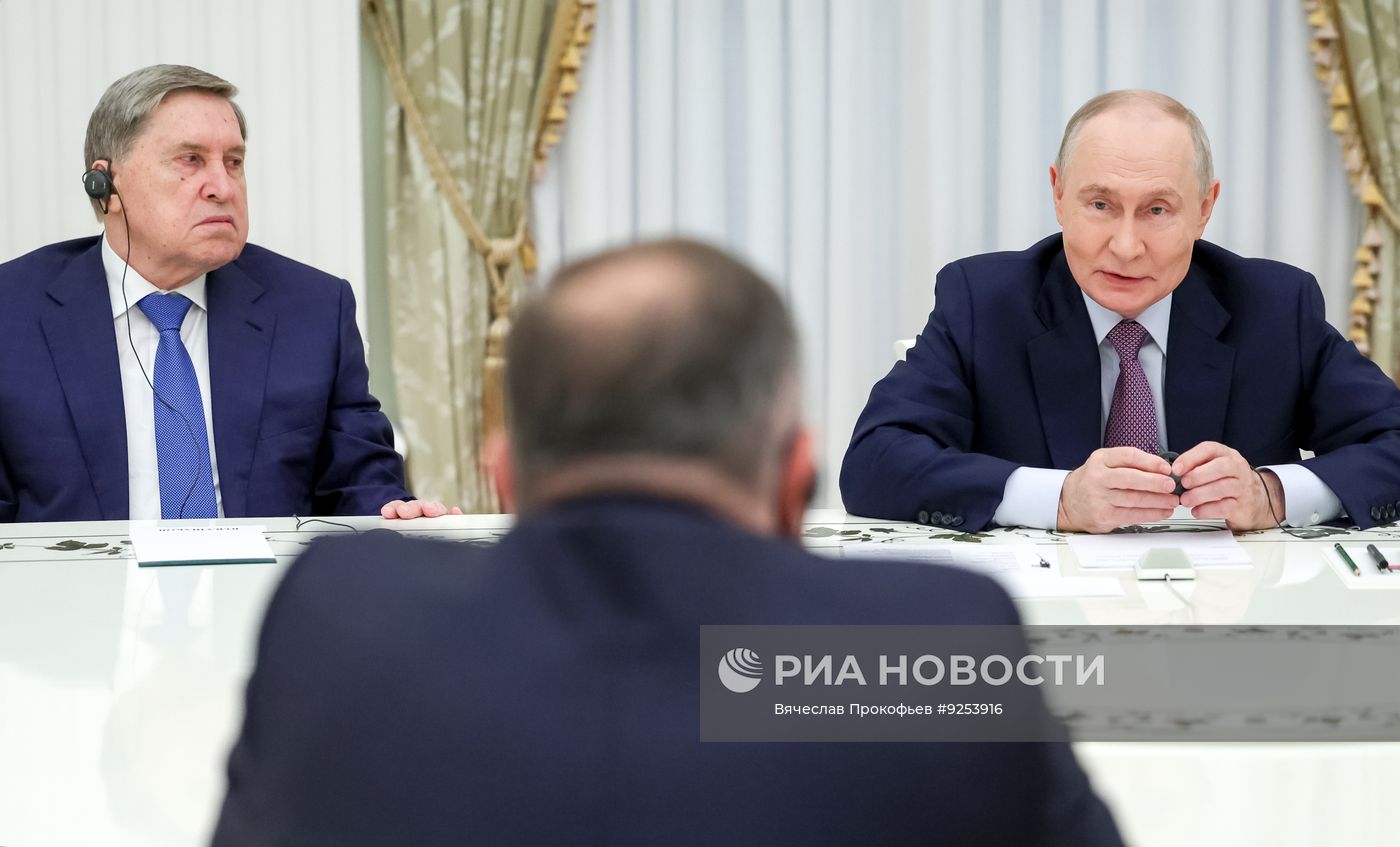Встреча президента РФ Путина с экс-президентом Республики Сербской Додиком и премьер-министром Республики Сербской Миничем