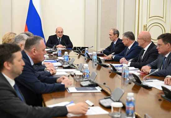 Премьер-министр Михаил Мишустин провел совещание с вице-премьерами РФ