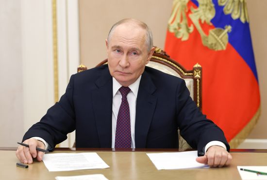 Президент Владимир Путин провел встречу с лауреатами всероссийских педагогических конкурсов