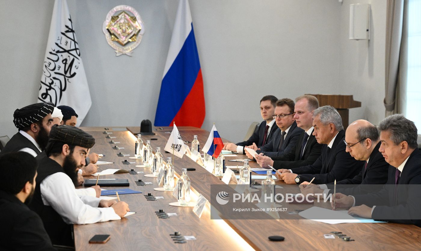 Встреча секретаря Совета Безопасности РФ Шойгу и главы МИД Исламского Эмирата Афганистана Моттаки