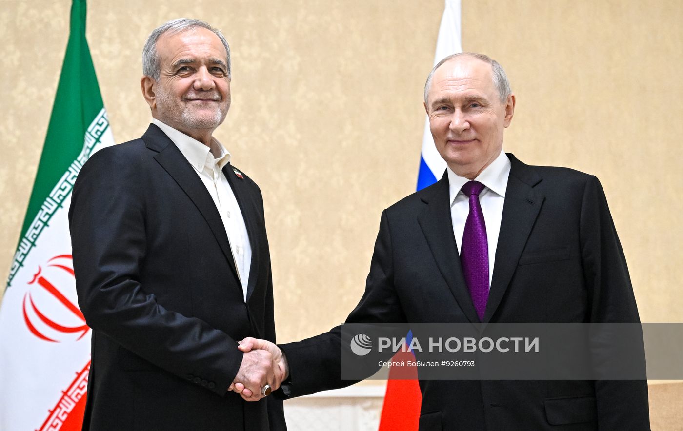 Рабочая поездка президента РФ Владимира Путина в Туркменистан