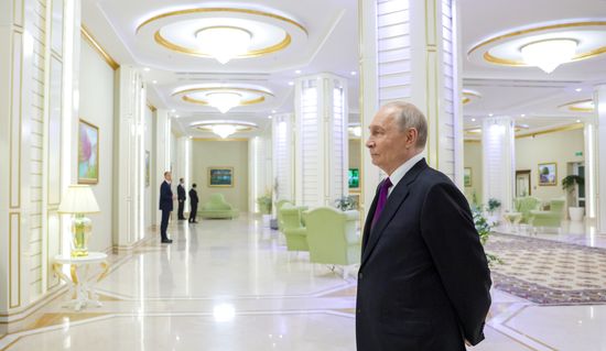 Рабочая поездка президента РФ Владимира Путина в Туркменистан