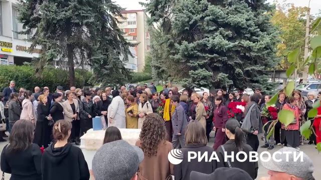 Церемония прощания с художником Шалвой Бедоевым