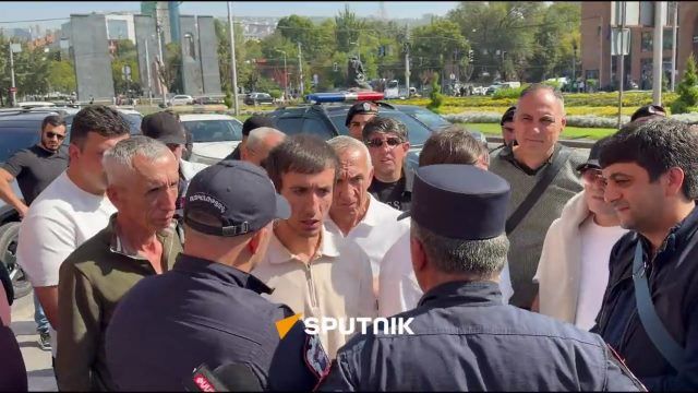 Встреча с мэрией Еревана не дала результата