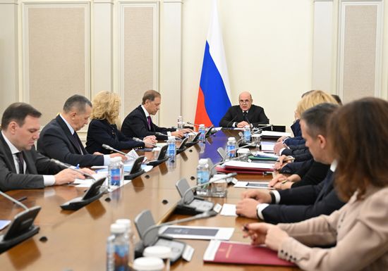 Премьер-министр Михаил Мишустин провел совещание с вице-премьерами РФ