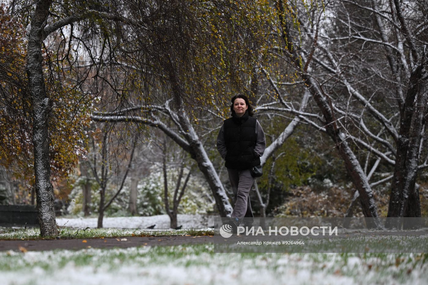 Первый снег в Сибири