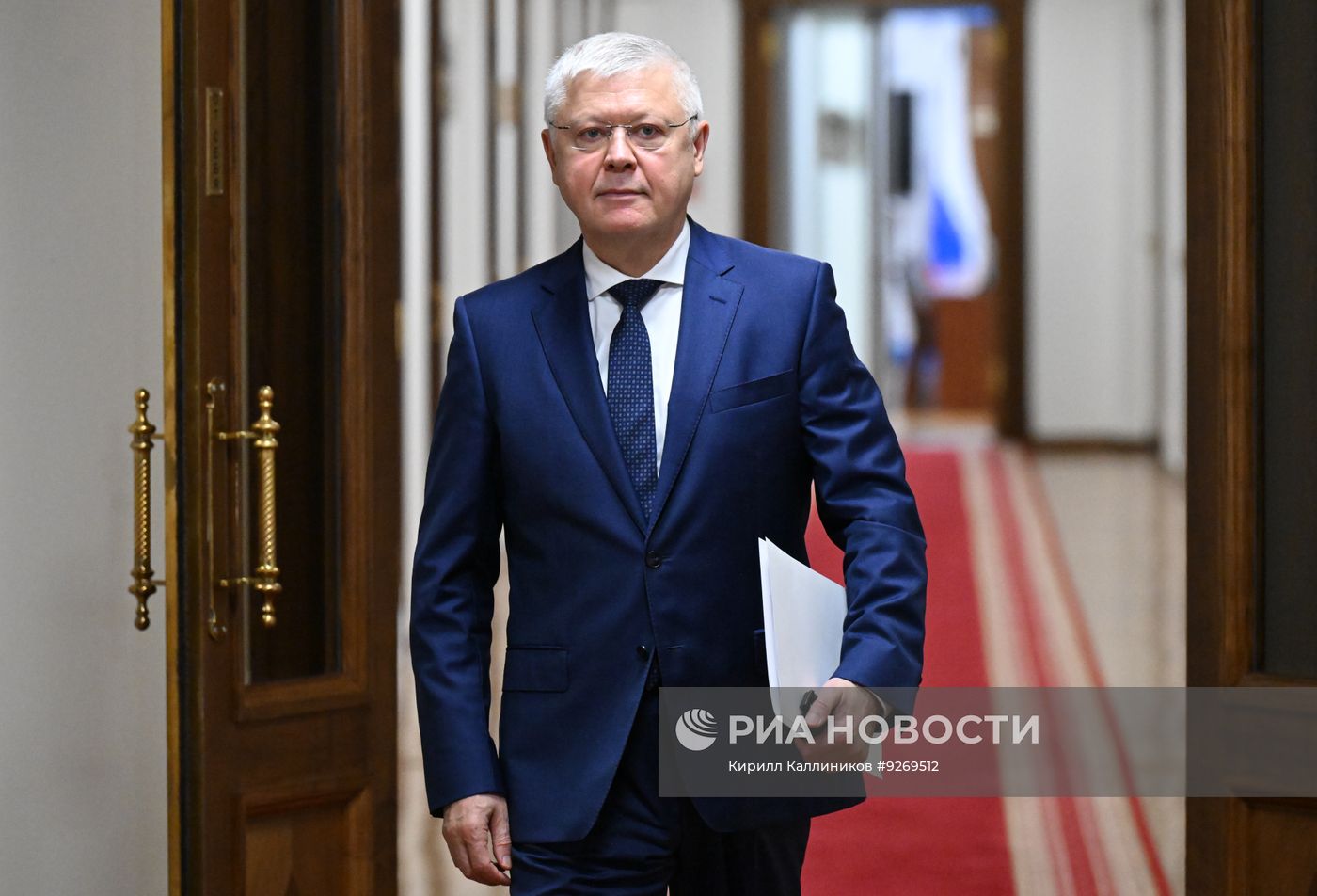 Госдума утвердила кандидатуры на должности вице-премьеров и министра транспорта