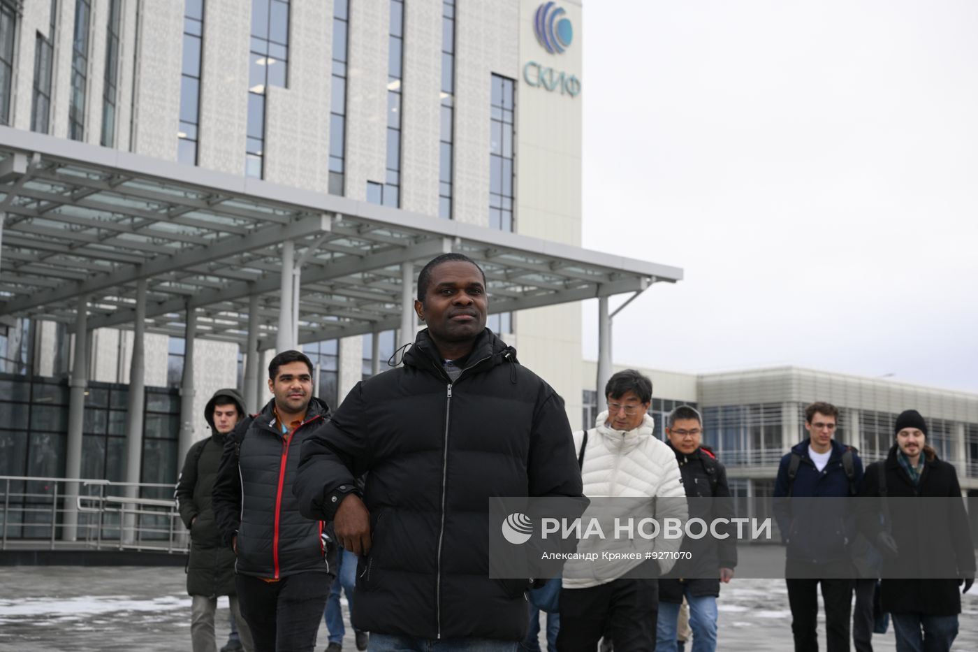 Иностранные ученые посетили СКИФ в Новосибирской области