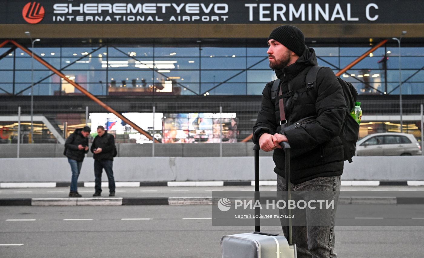 Обстановка в аэропорту Шереметьево