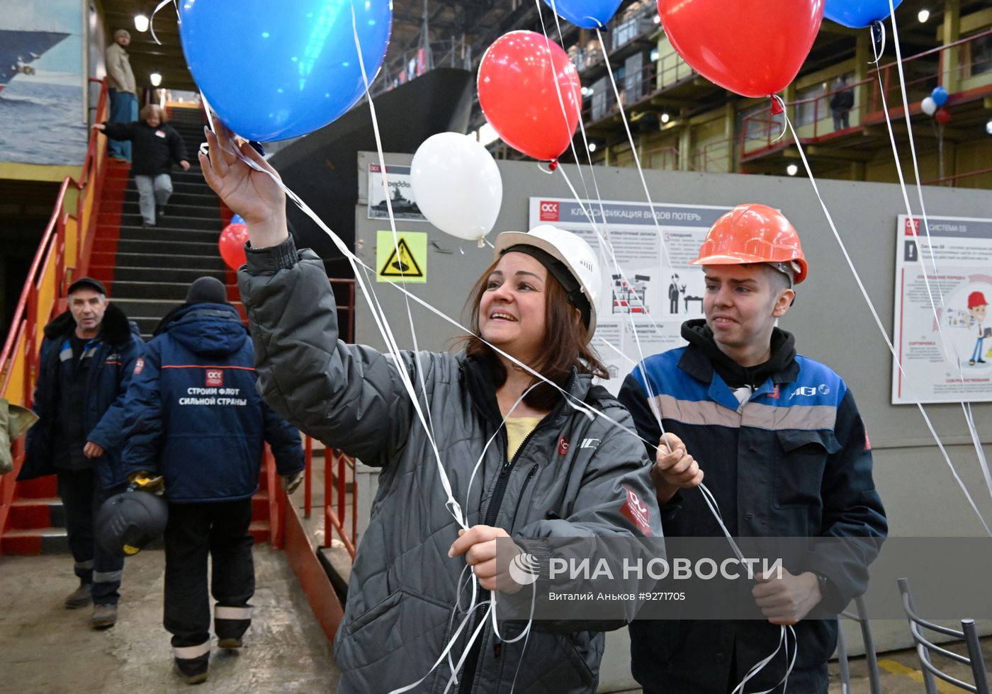Спуск на воду корвета "Грозный" в Комсомольске-на-Амуре