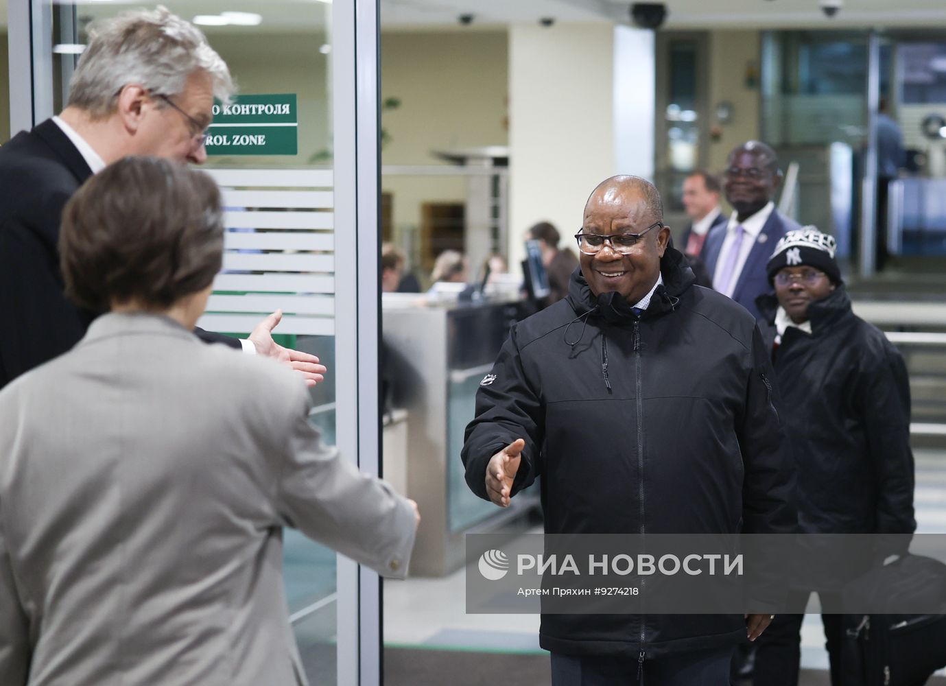 Прибытие председателя Комиссии Экономического сообщества государств Центральной Африки (ЭСГЦА) Эзекиэля Нибигиры в Москву