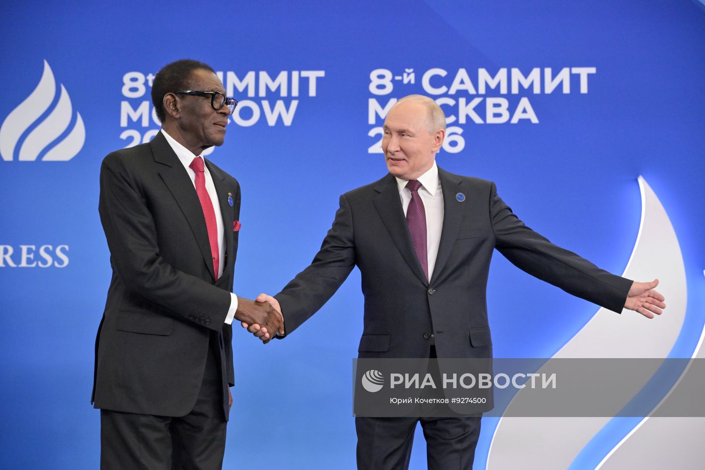 Официальная встреча президентом РФ Владимиром Путиным глав делегаций стран-участниц ФСЭГ
