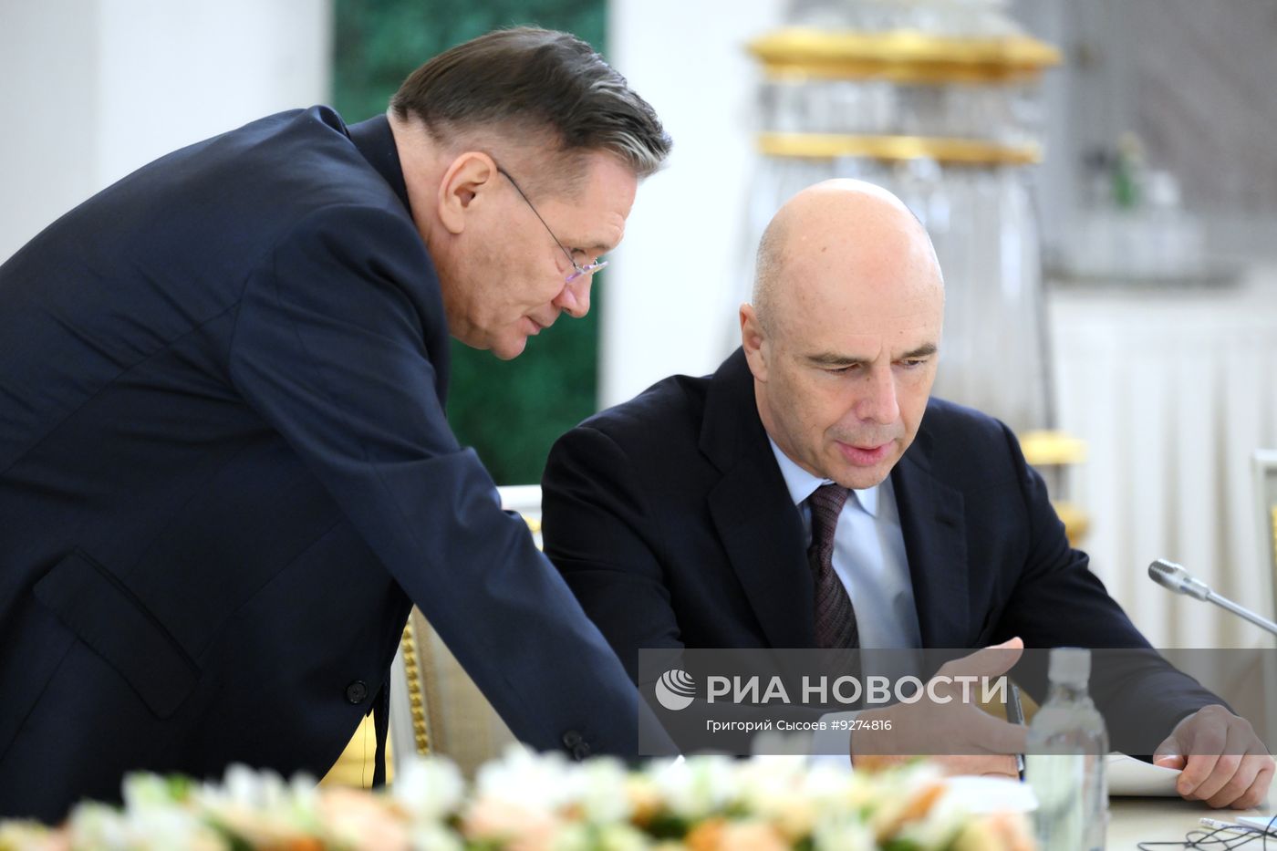 Президент Владимир Путин встретился с президентом Ирана Масудом Пезешкианом