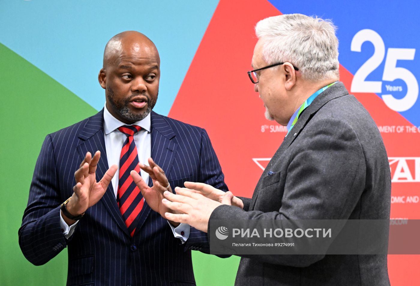 Прибытие генерального секретаря Секретариата Африканской континентальной зоны свободной торговли Вамкеле Мене в Москву