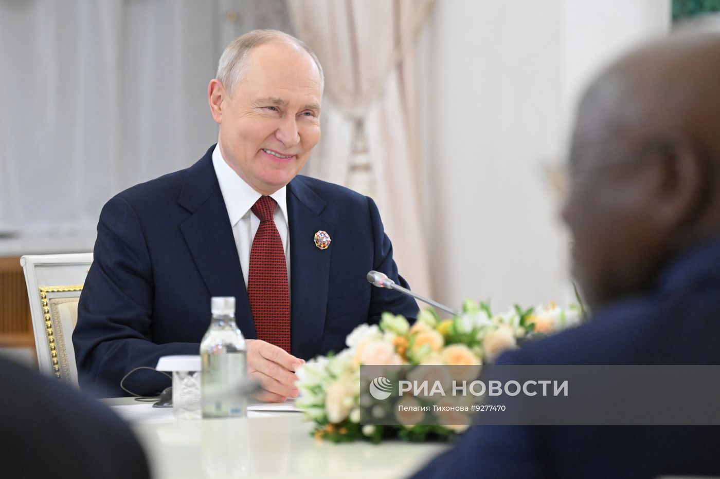 Президент Владимир Путин встретился с президентом Республики Конго Дени Сассу-Нгессо