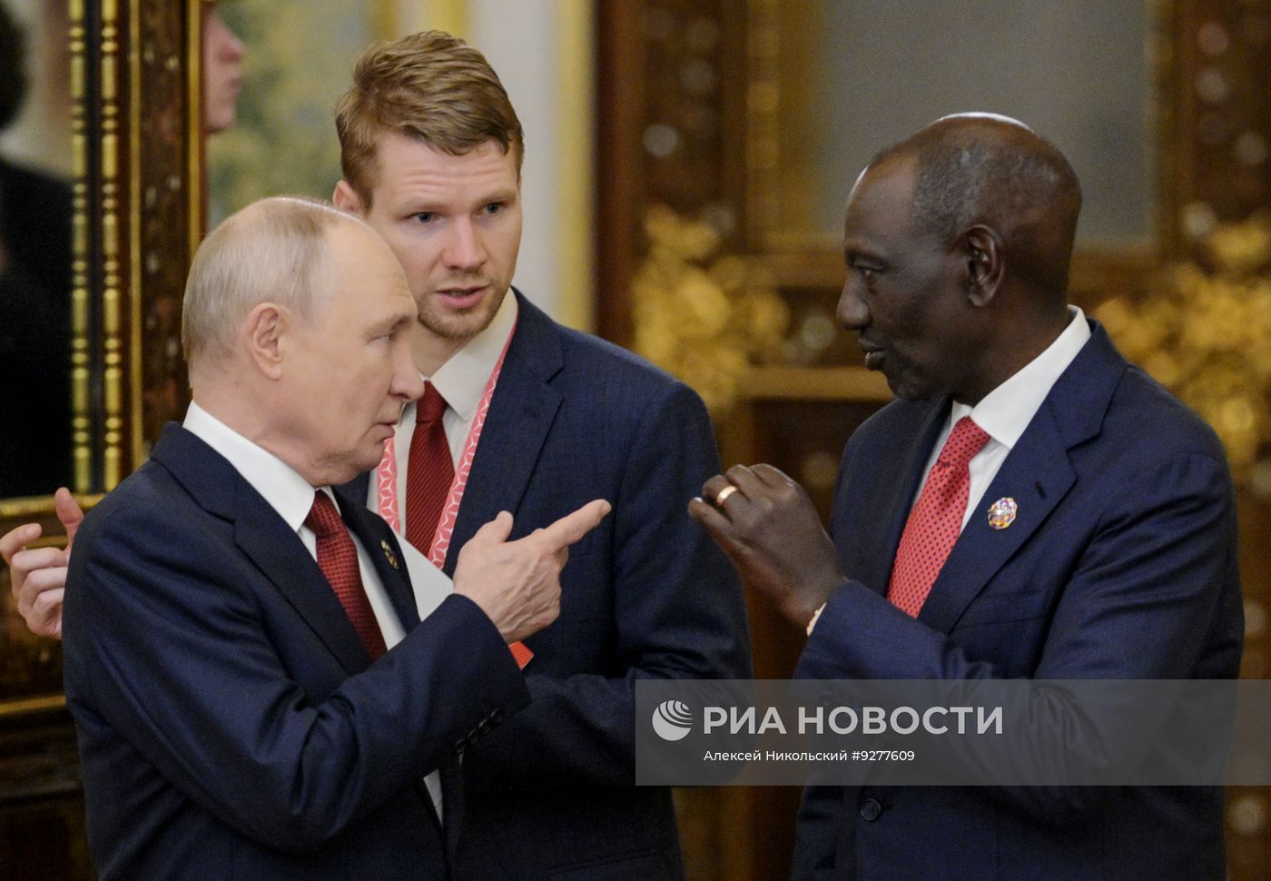 Президент Владимир Путин встретился с президентом Республики Кении Уильямом Руто